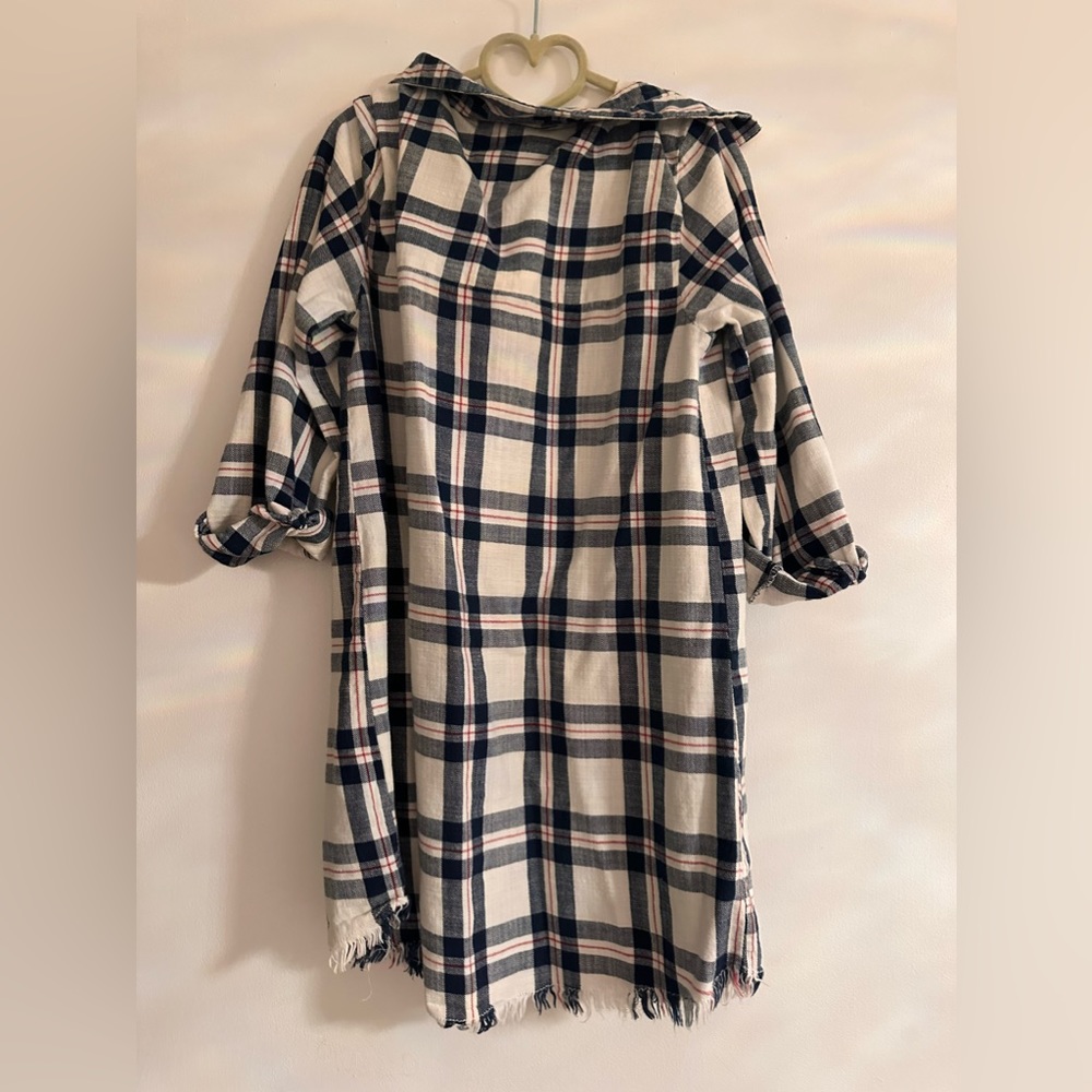 long button-up - Picture 6 of 6